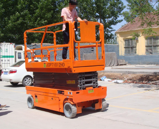 马尾移动式升降平台规格与使用规范